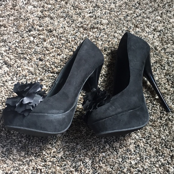 Platform heels - Picture 2 of 2